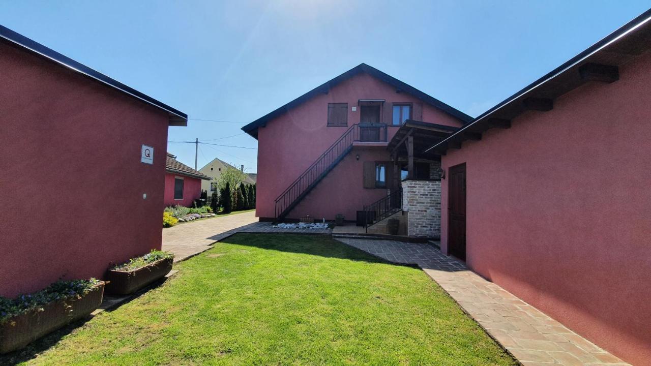 Villa Mons Aureus Popovac Εξωτερικό φωτογραφία