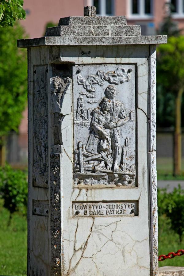 Villa Mons Aureus Popovac Εξωτερικό φωτογραφία