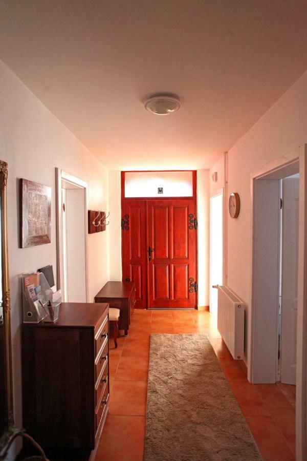 Villa Mons Aureus Popovac Εξωτερικό φωτογραφία